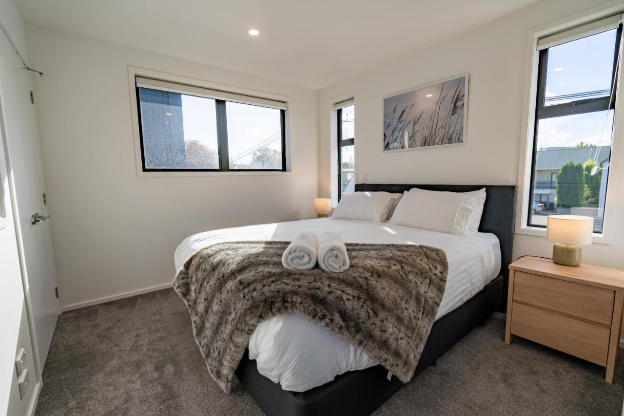 Апартаменты King Bed On Hagley Park Corner In The Cbd Крайстчёрч Экстерьер фото